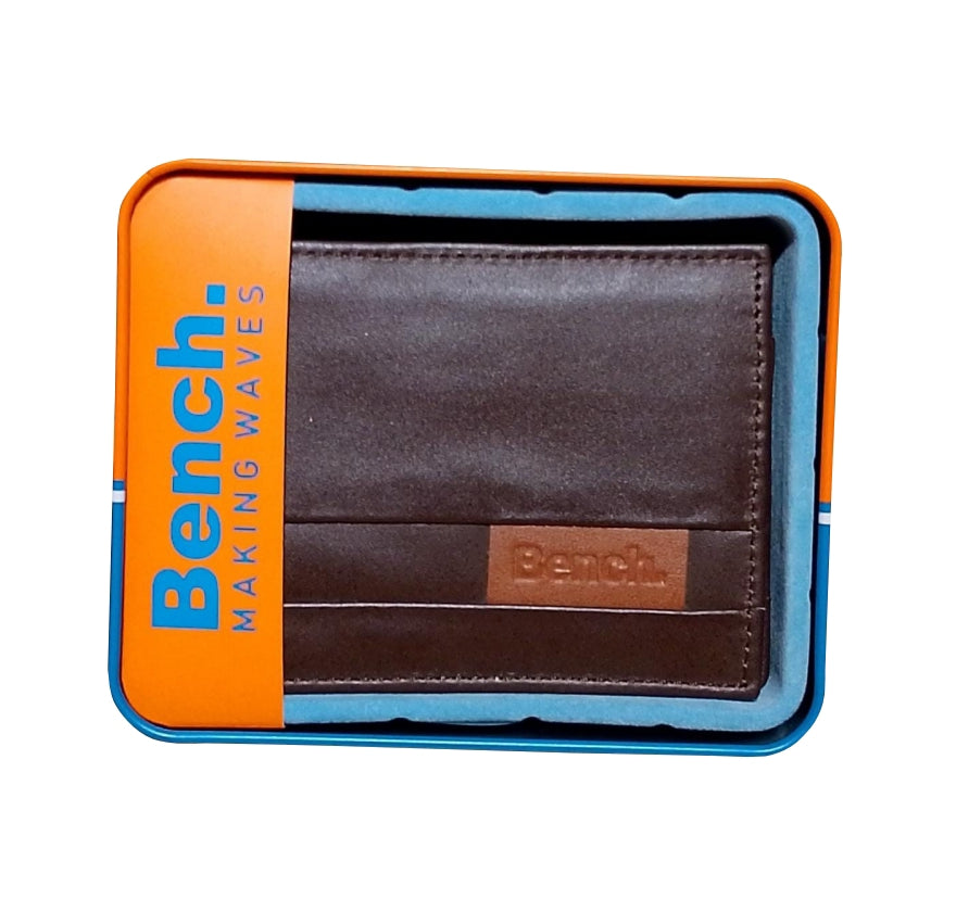 Billetera Bench. Cuero WCR-39