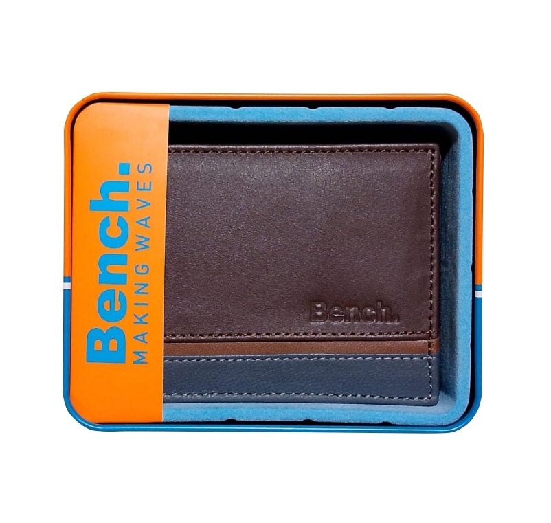 Billetera Bench. Cuero WCR-40